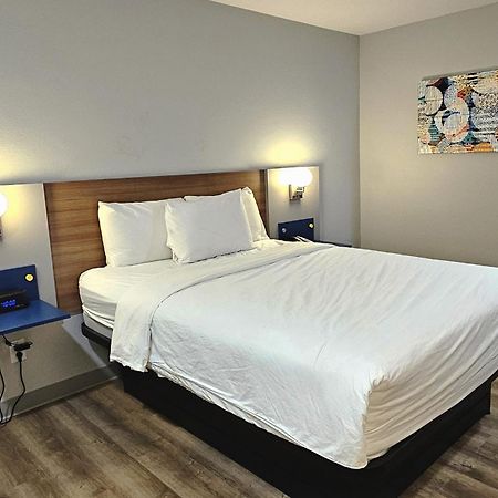 Microtel Inn & Suites By Wyndham Tulsa - Catoosa Route 66 Exteriér fotografie