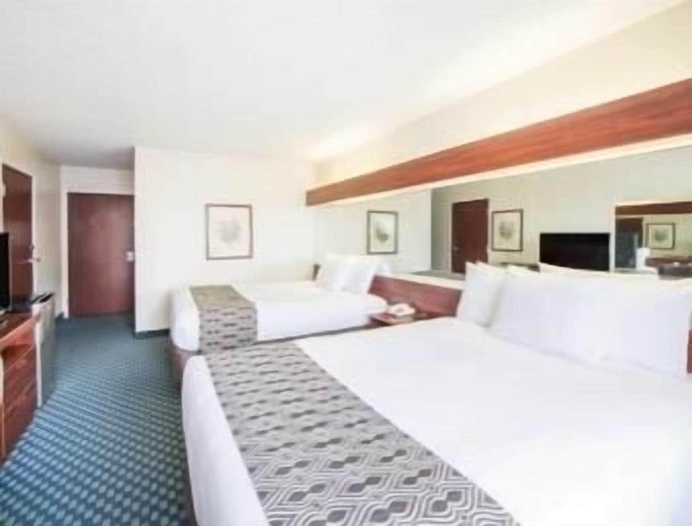 Microtel Inn & Suites By Wyndham Tulsa - Catoosa Route 66 Exteriér fotografie