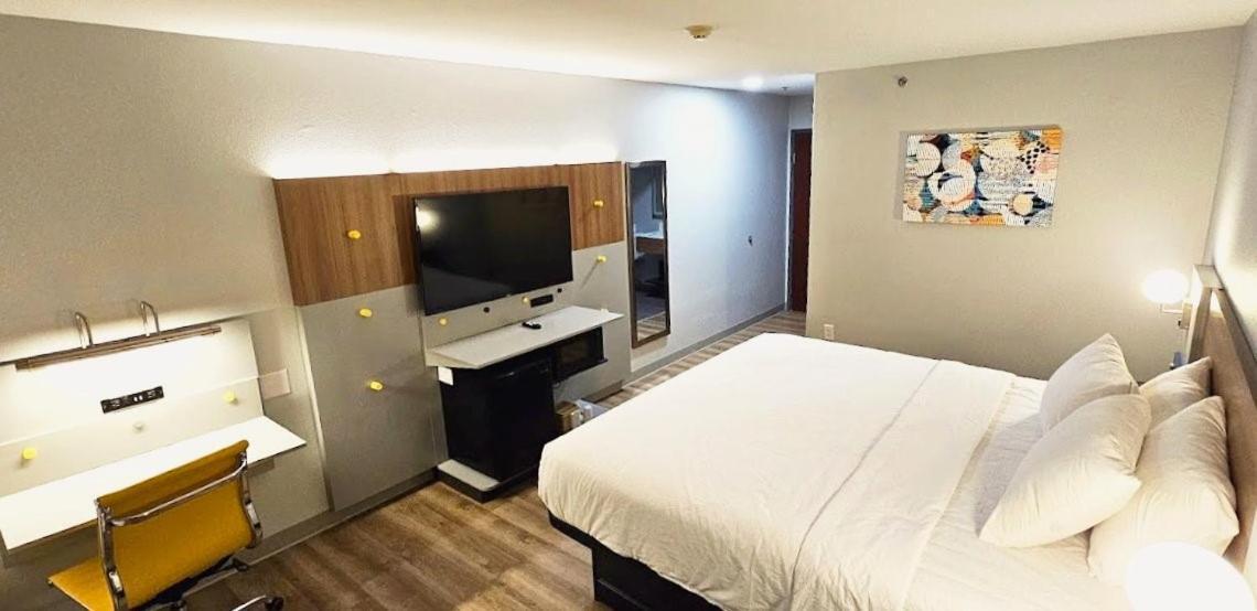 Microtel Inn & Suites By Wyndham Tulsa - Catoosa Route 66 Exteriér fotografie