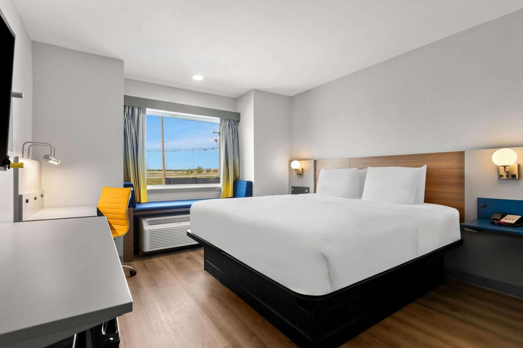 Microtel Inn & Suites By Wyndham Tulsa - Catoosa Route 66 Exteriér fotografie